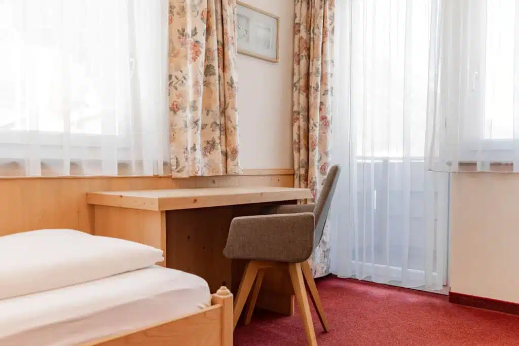 Hotel-Alp-Larain-Ischgl-EZ-004
